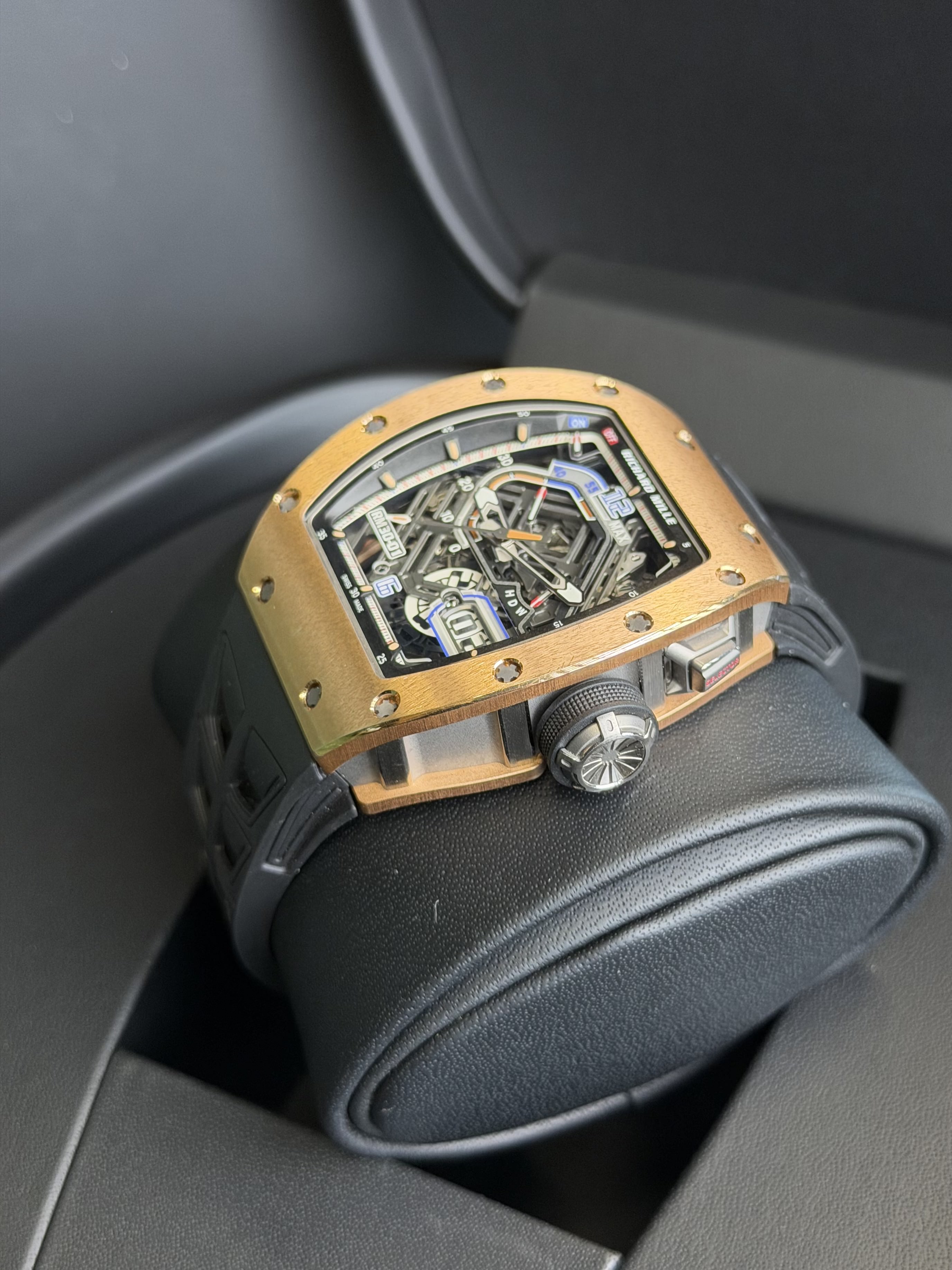 Watchrr - Authentic luxury watch