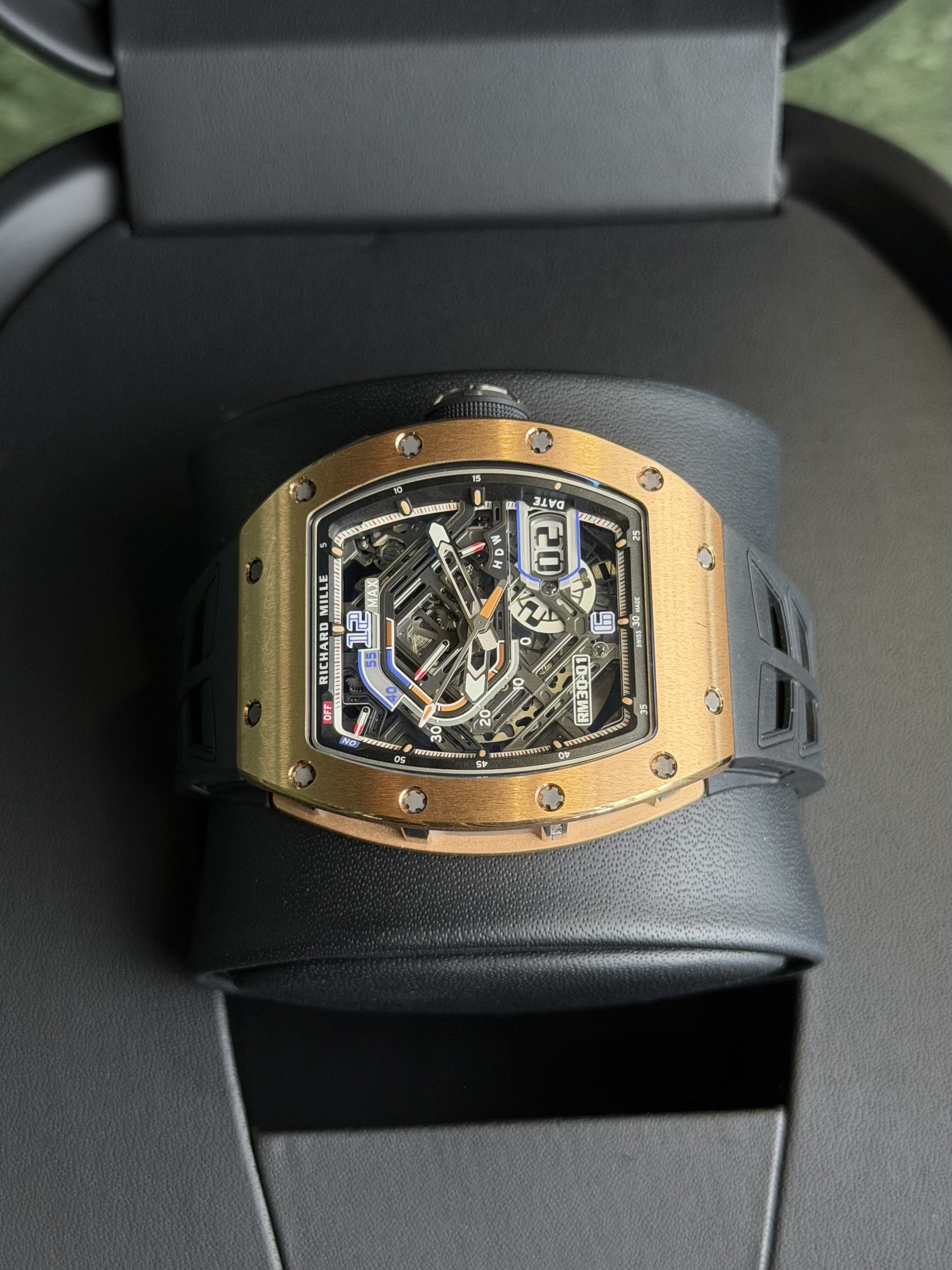 Watchrr - Authentic luxury watch