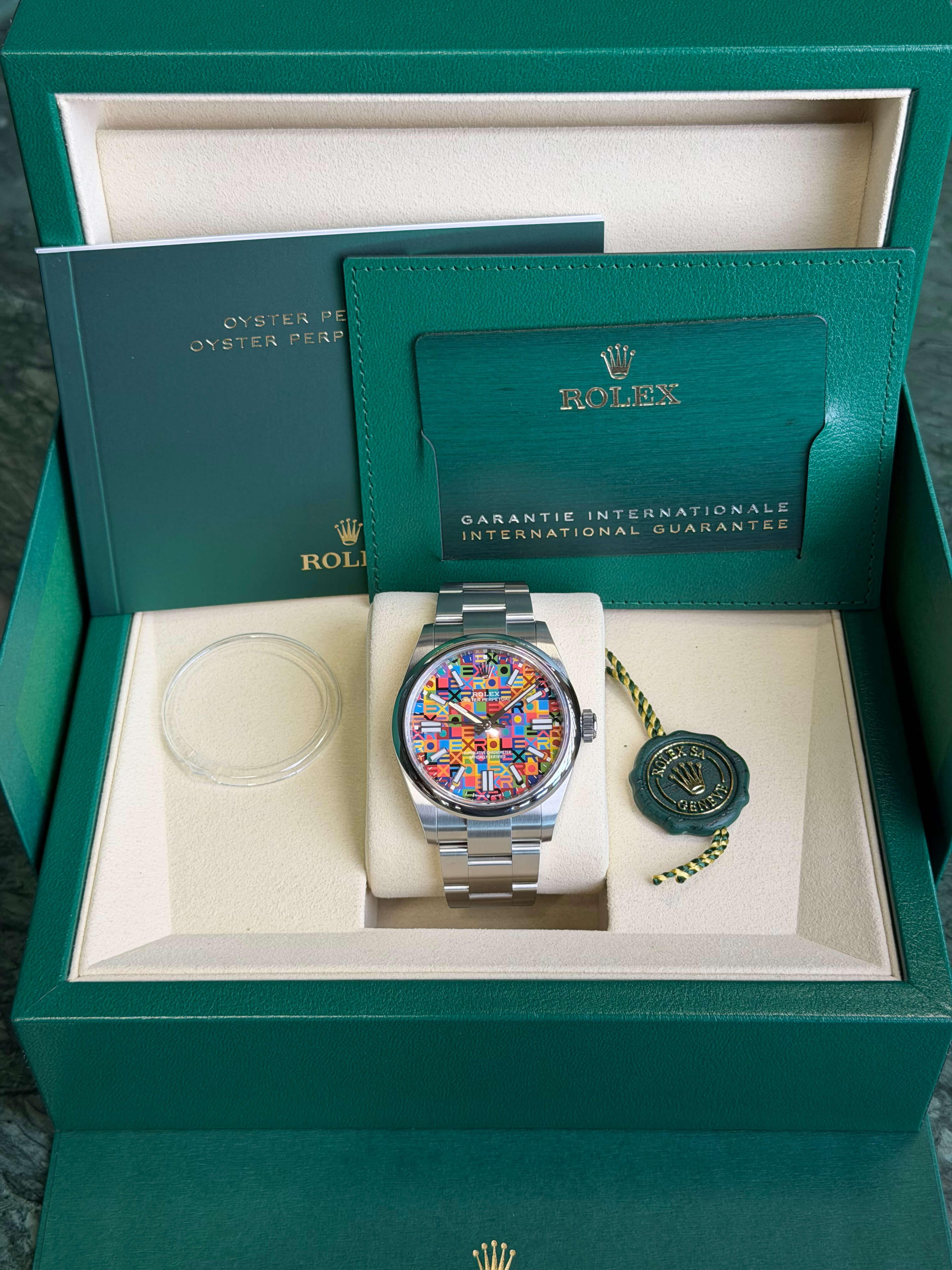 Watchrr - Authentic luxury watch