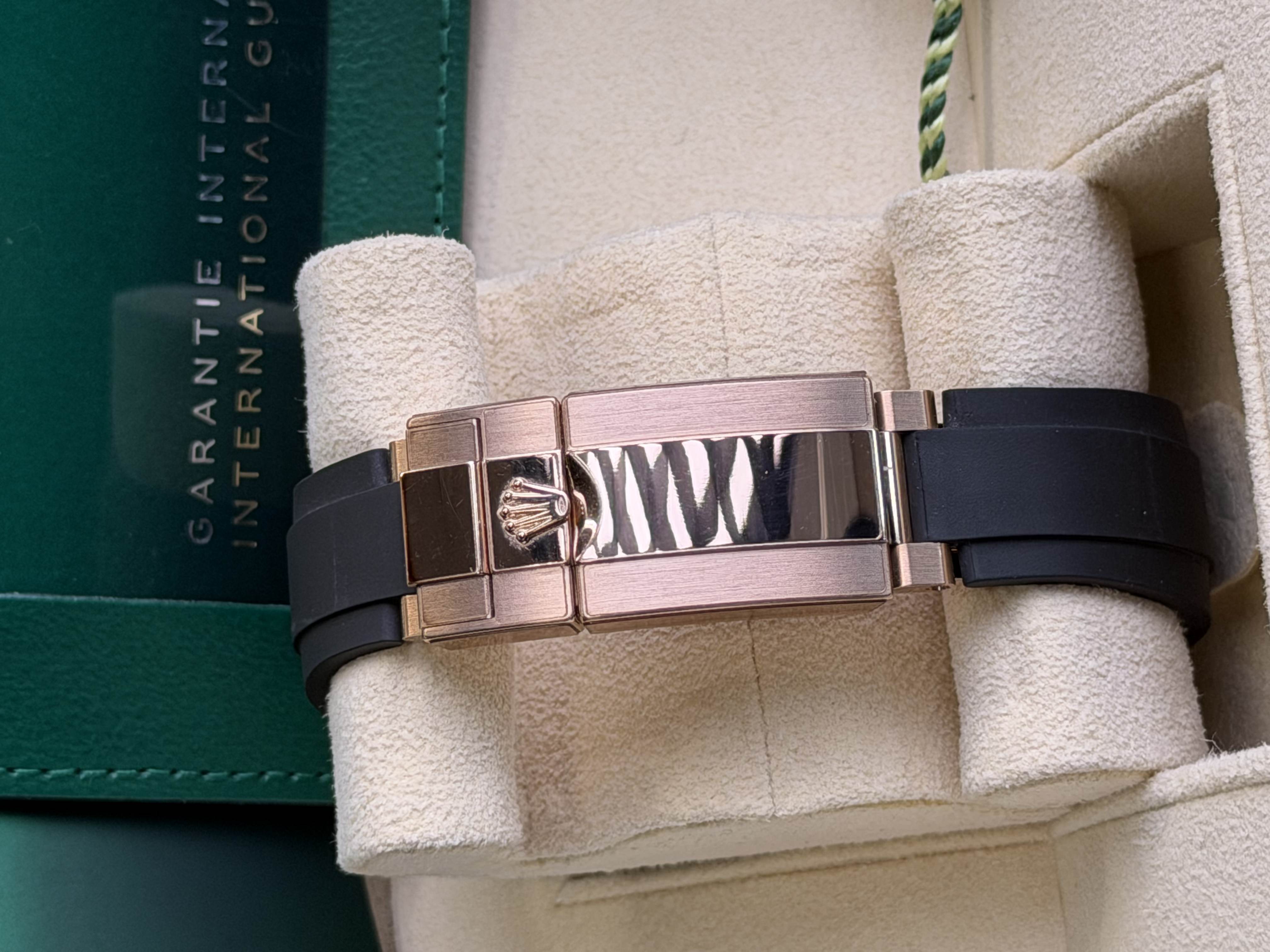 Watchrr - Authentic luxury watch