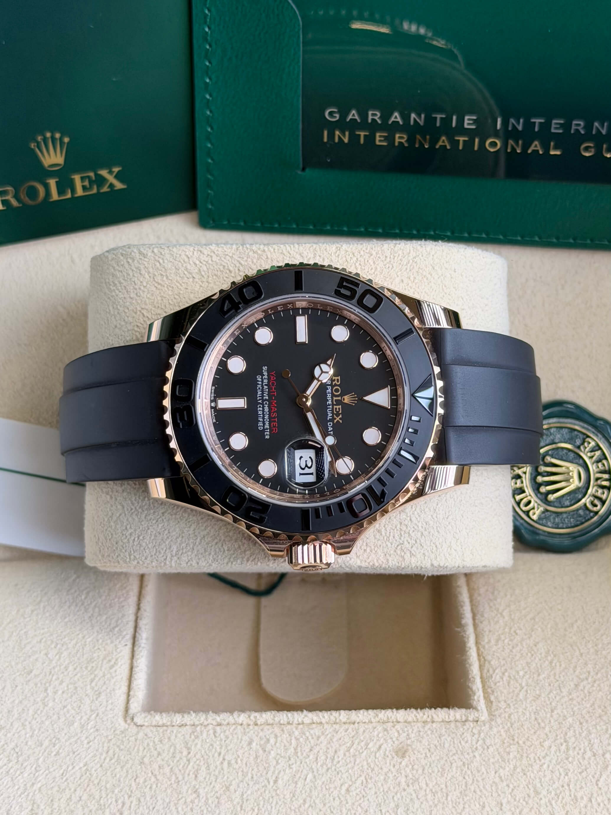 Watchrr - Authentic luxury watch
