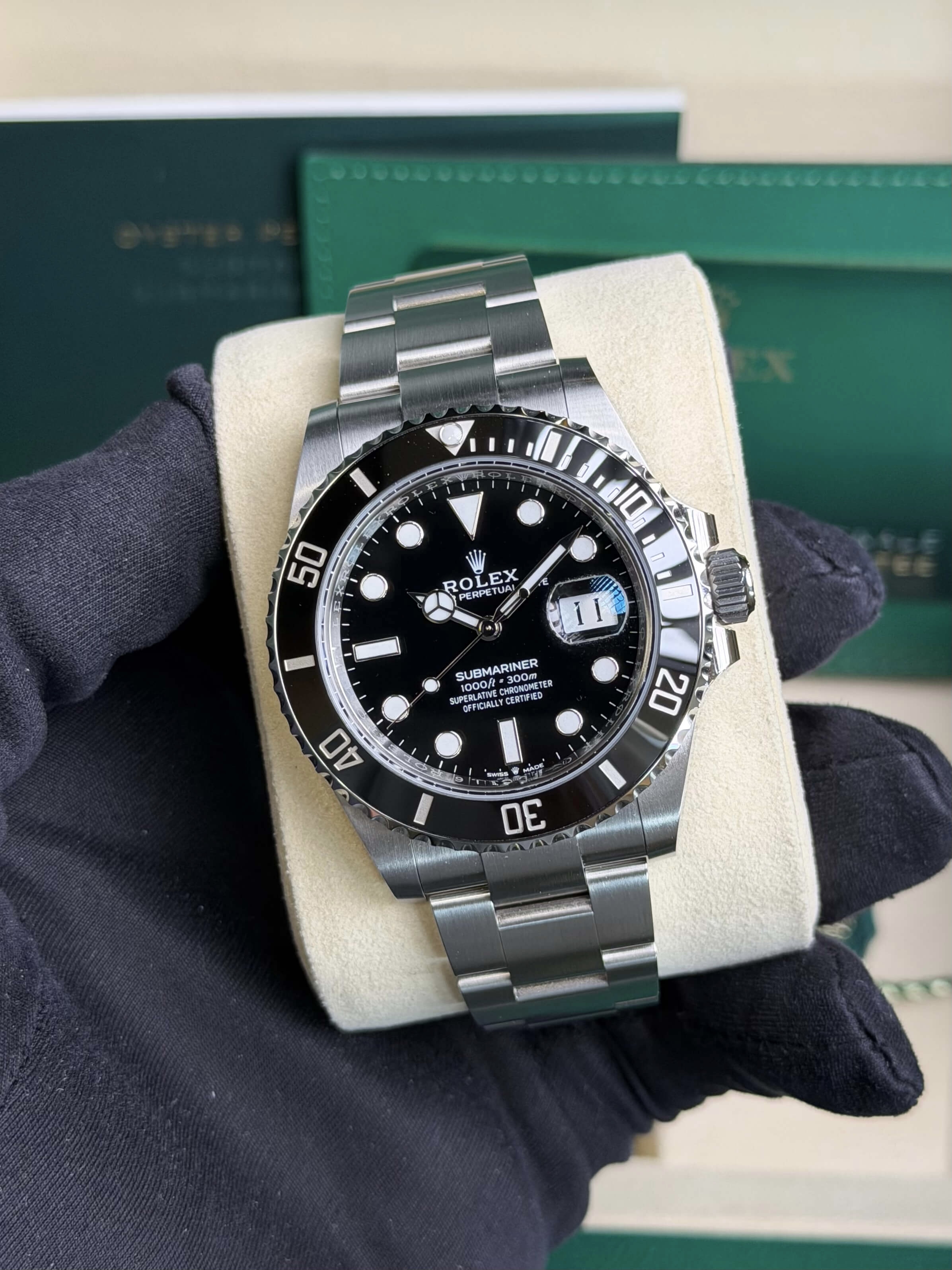Watchrr - Authentic luxury watch