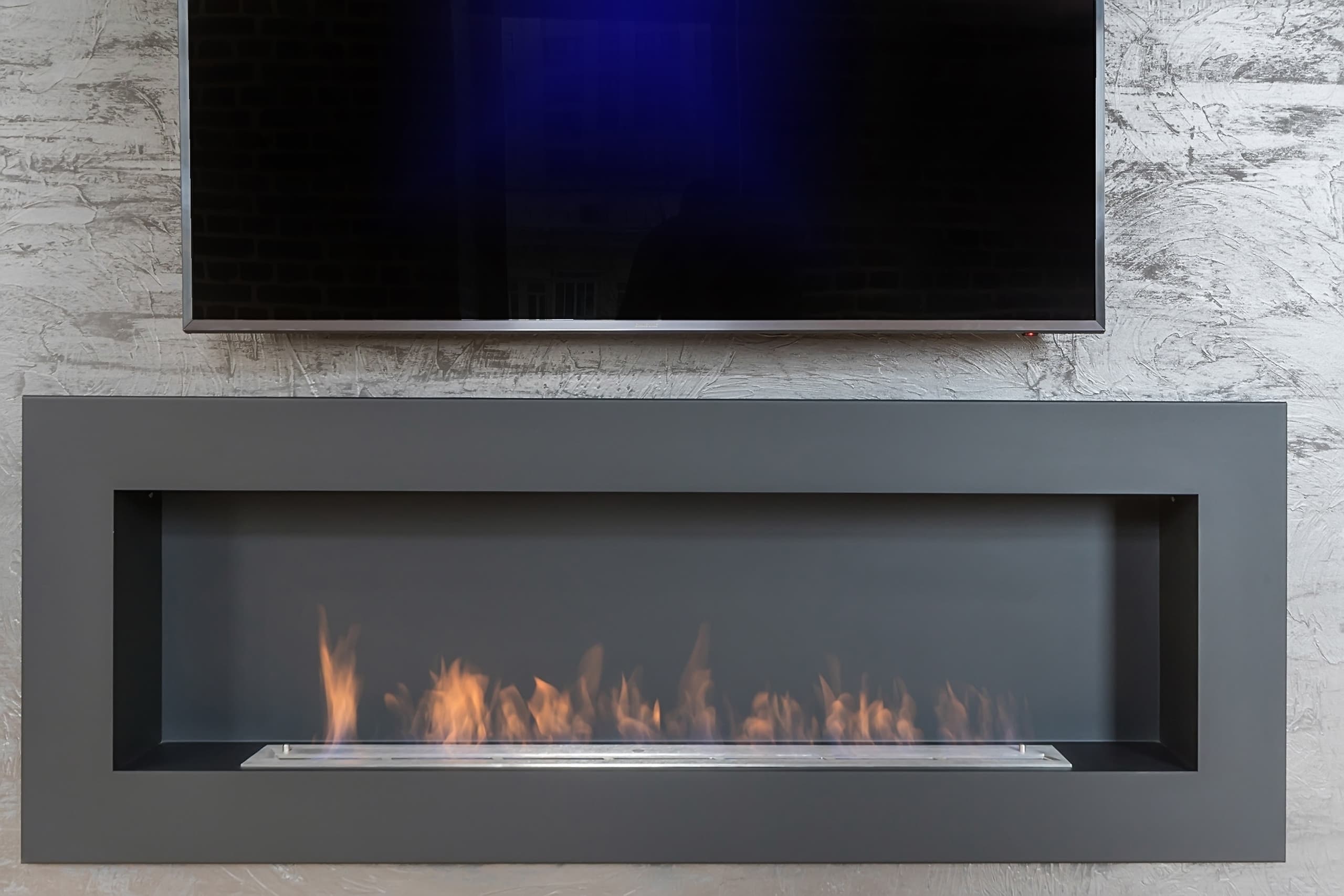 Modern fireplace installation in Ann Arbor, MI living room