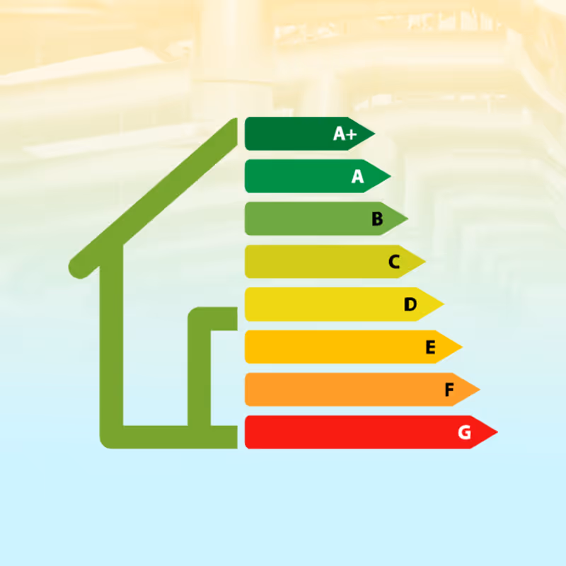 Diagramme d'efficacité énergétique en forme de maison avec des flèches allant de A+ en vert foncé à G en rouge, indiquant la performance énergétique décroissante.