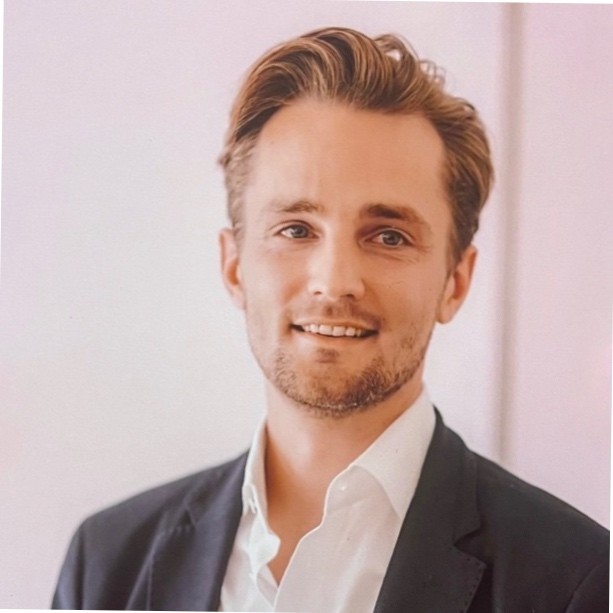 [headshot] image of customer (for a game development company)