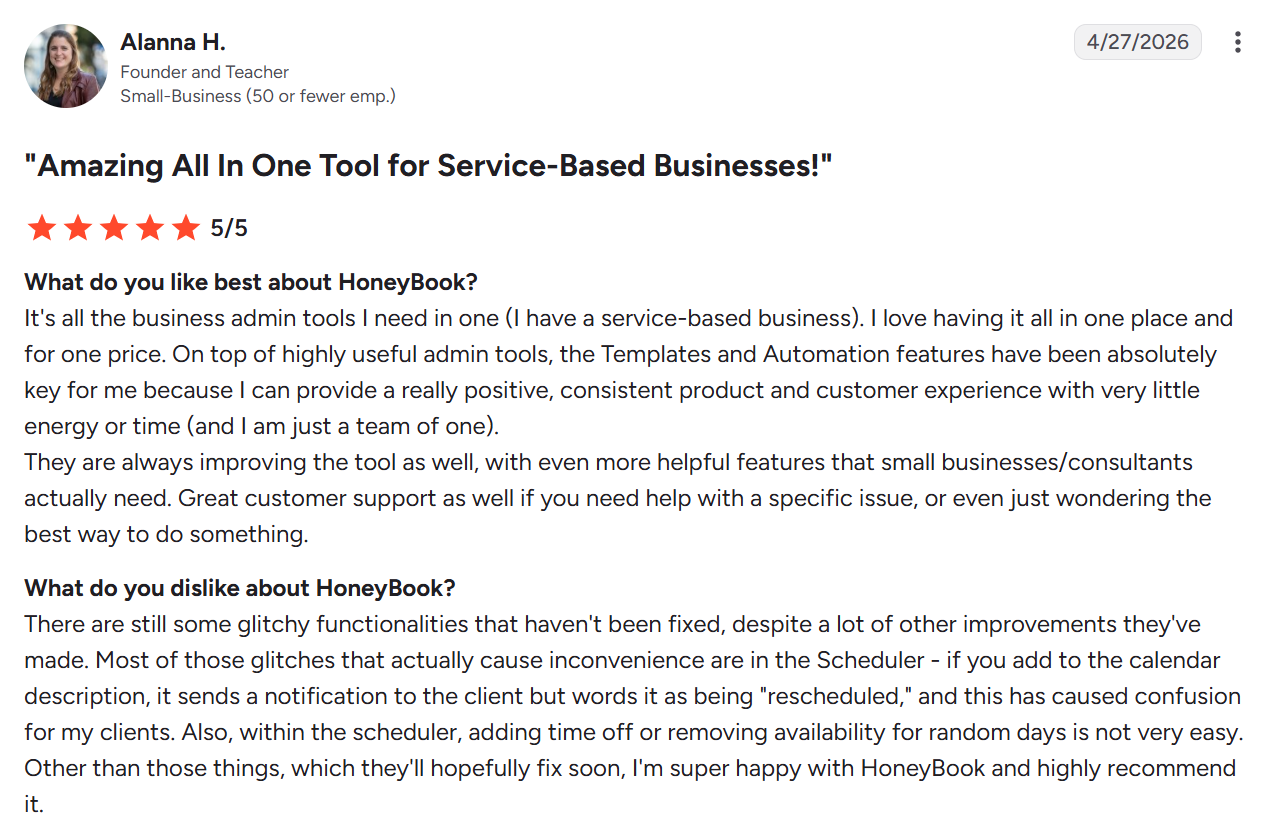 HoneyBook customer review with pros and cons.