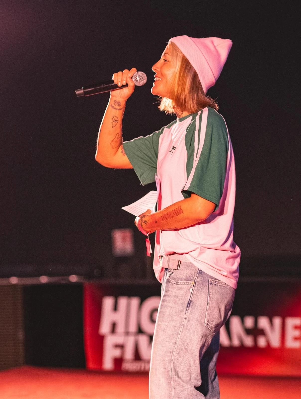 bin'homme speaker speak'her animateur