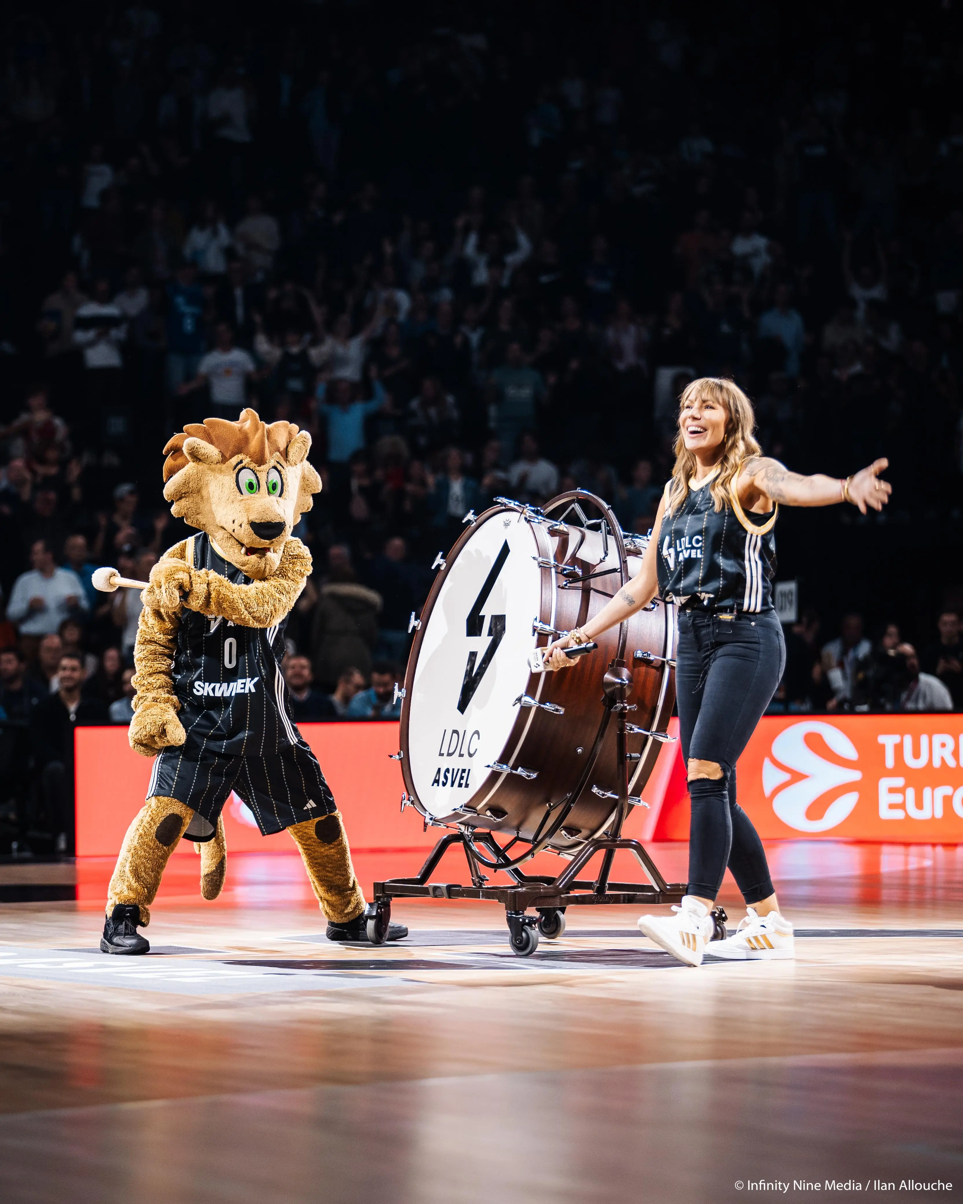 bin'homme speaker speak'her animateur