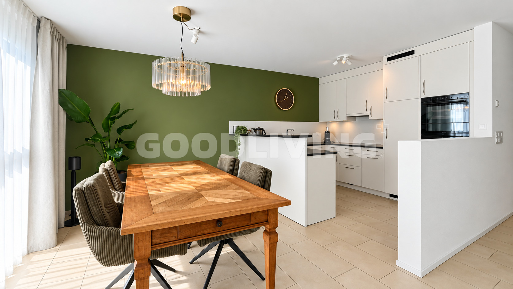 Moderne, möblierte 3.5-Zimmer-Wohnung mit grosszügigem Balkon in Niederweningen