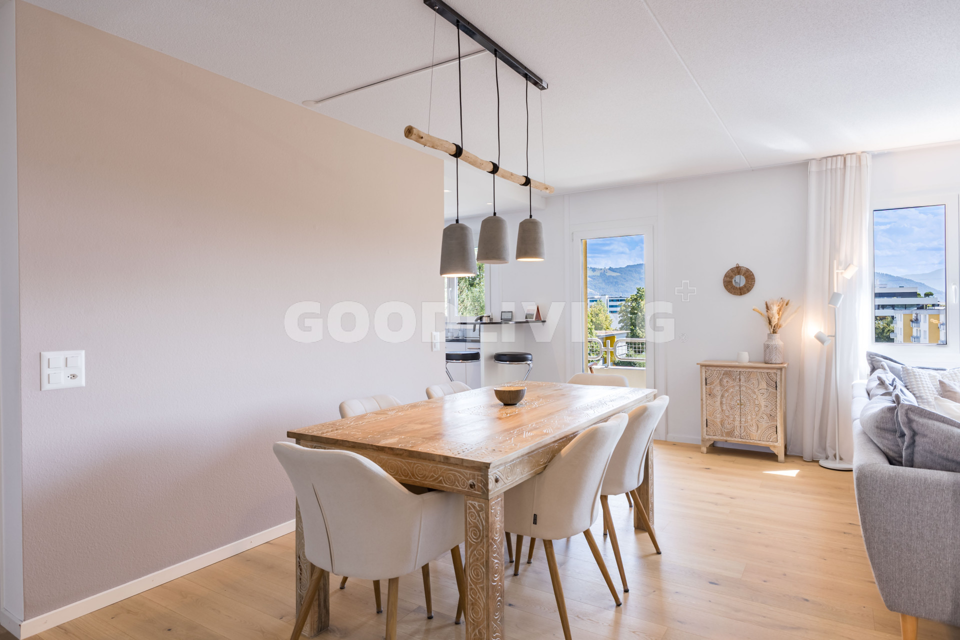 *RESERVIERT* Hier erwartet Sie in der steuergünstigen Gemeinde eine top renovierte Wohnung