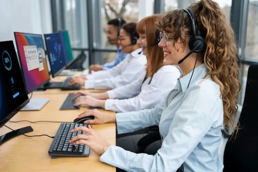 Outsourcing, externalizar servicios comercial y call center