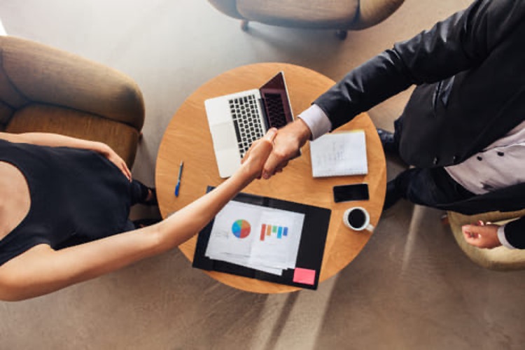 Cláusulas de un contrato