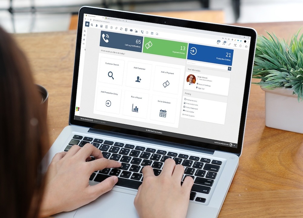 Best lawn care software comparison 2026