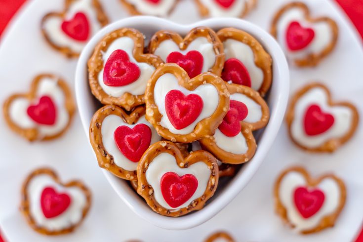 Pretzel Valentine Treats