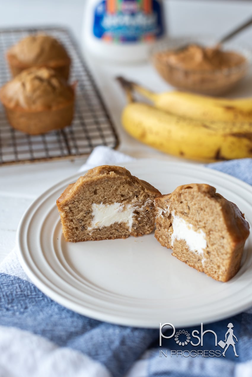 these fluffernutter muffins with marshmallow creme are delicious!
