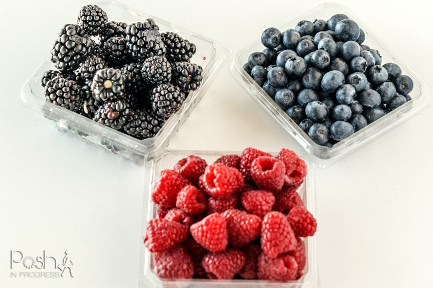 mixed-berry-galette-with-the-best-pie-crust-01