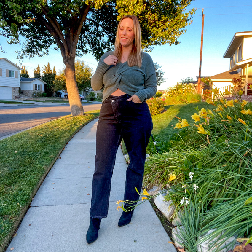 Asymmetric Jeans: 9 Ways To Try This Fantastic New Trend