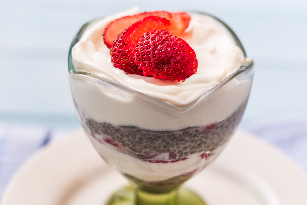 Strawberry Chia Pudding: An Easy, Healthy Breakfast You’ll Actually Crave