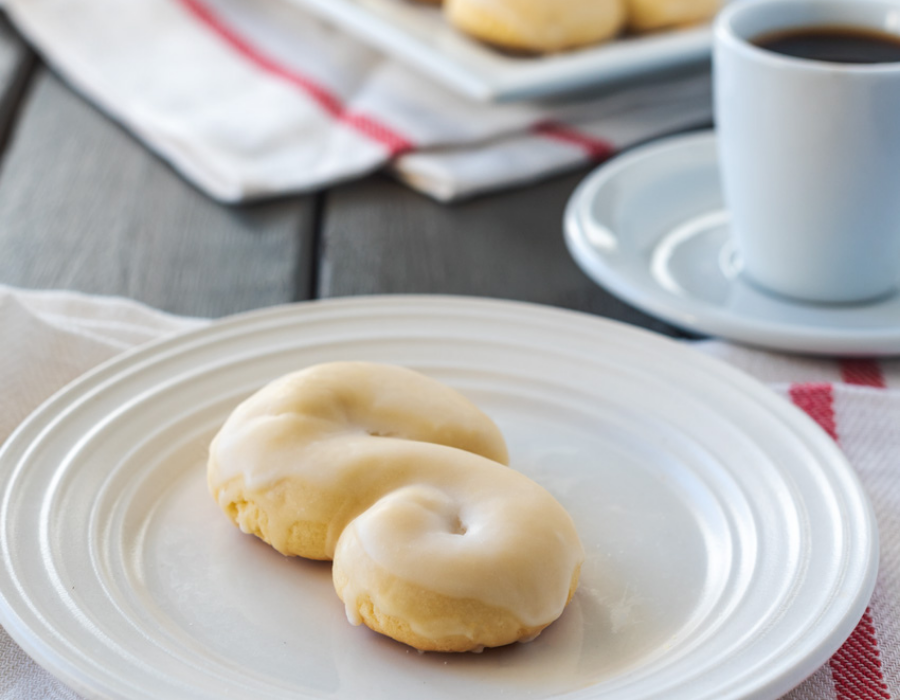 S Cookies: How to Make This Cool Sicilian Christmas Cookie