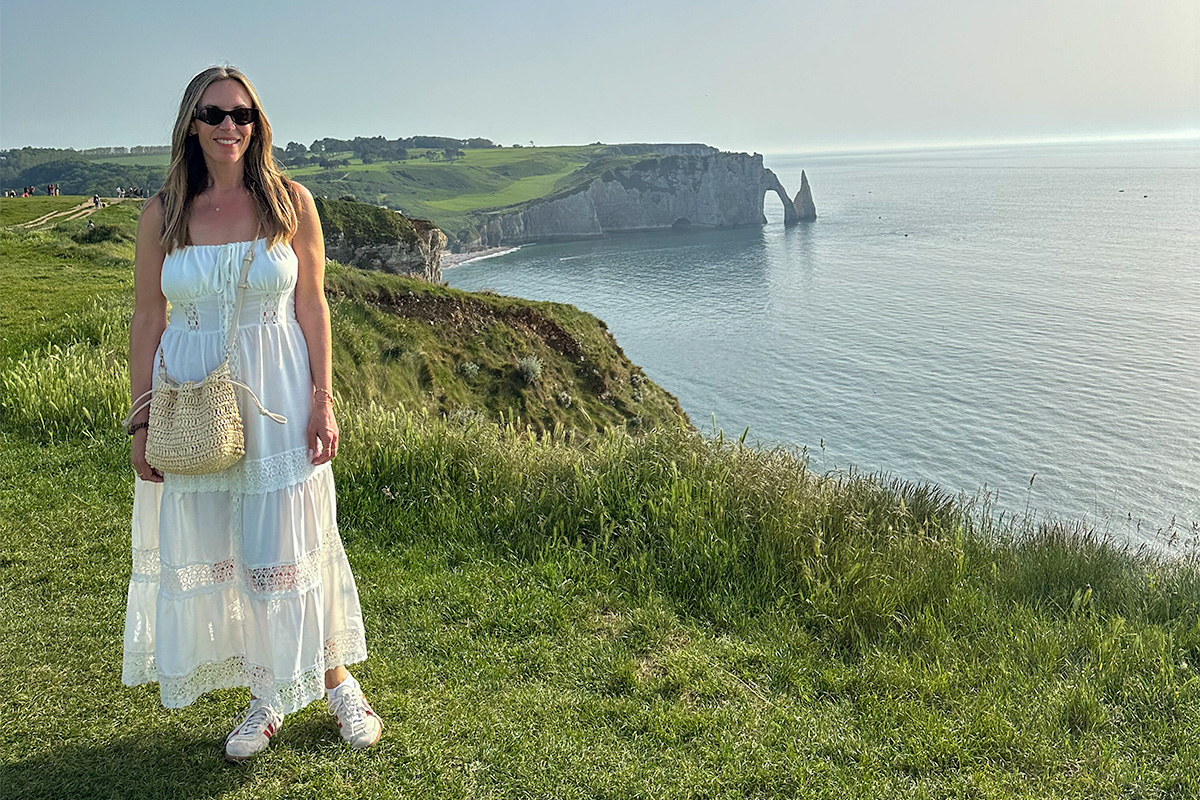 Étretat France: A Perfect Day Trip from Paris to Normandy's Stunning Cliffs