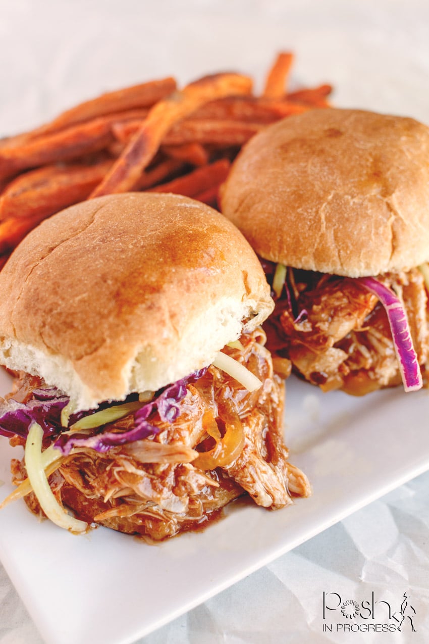 How to Make Easy Slow Cooker Shredded BBQ Chicken Sliders