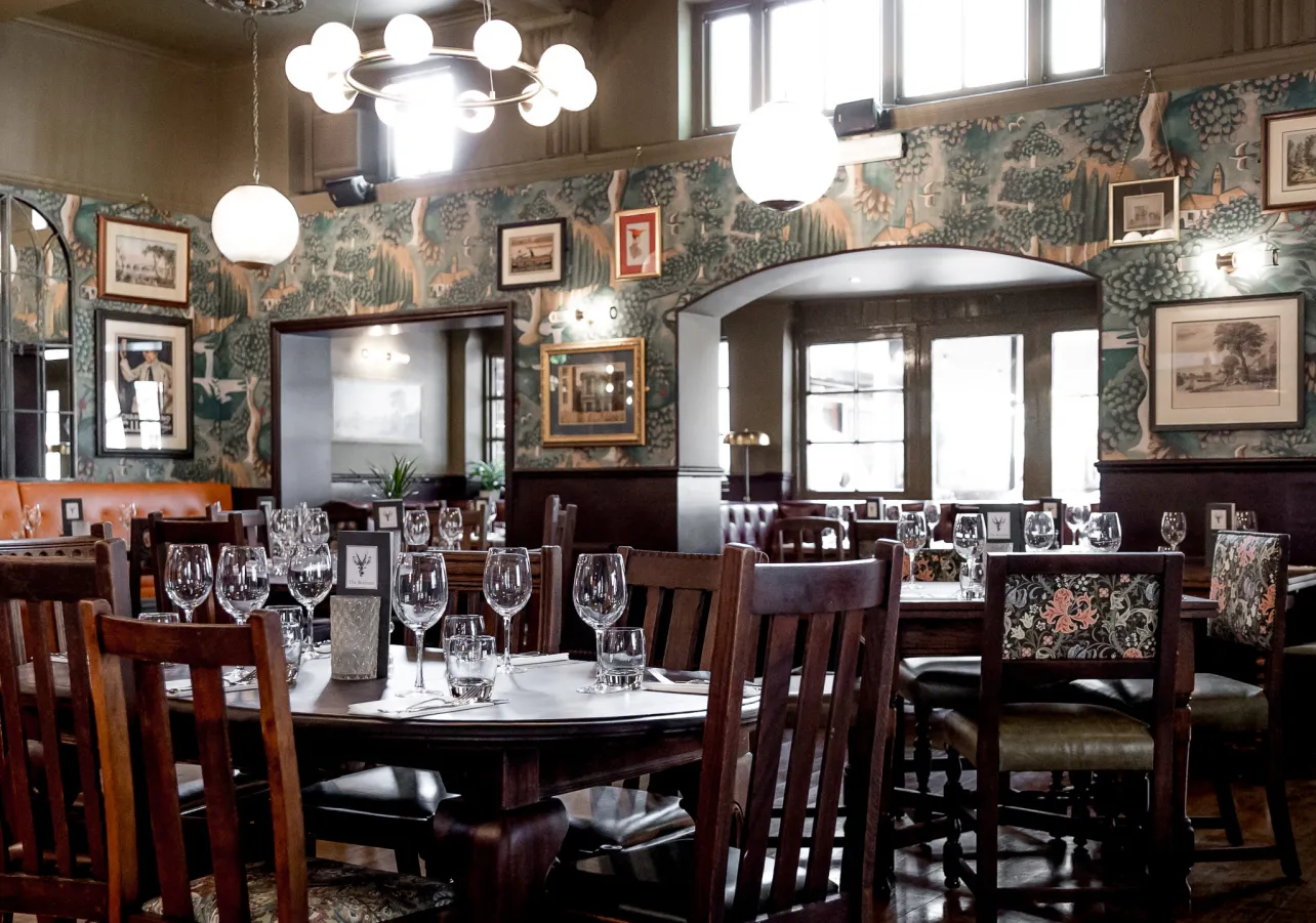 Tucked on Chiswick High Road, The Roebuck serves up great food, roasts, top pints, and a cosy courtyard. Book now on Ambl.