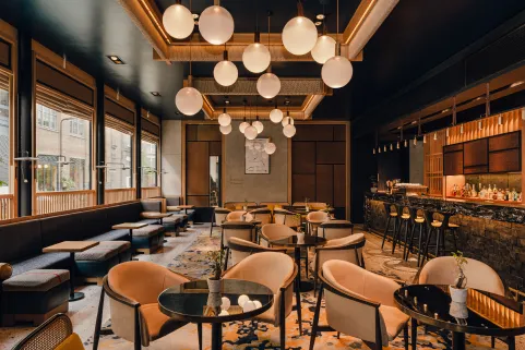 Nobu Shoreditch mixes East London cool with precision Japanese flavours. Sleek, stylish, and seriously a good bottomless sushi brunch. Book now on Ambl.