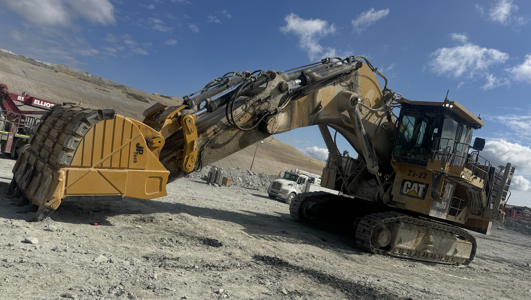  Custom Bucket Build & Install for CAT 6020 