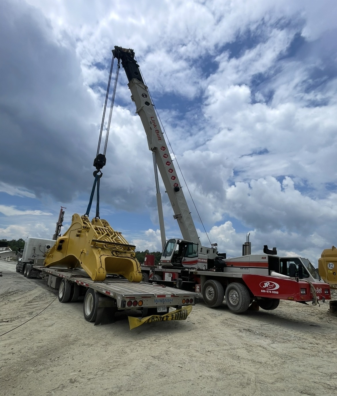  PC3000 Boom Unloading & Rigging Support 