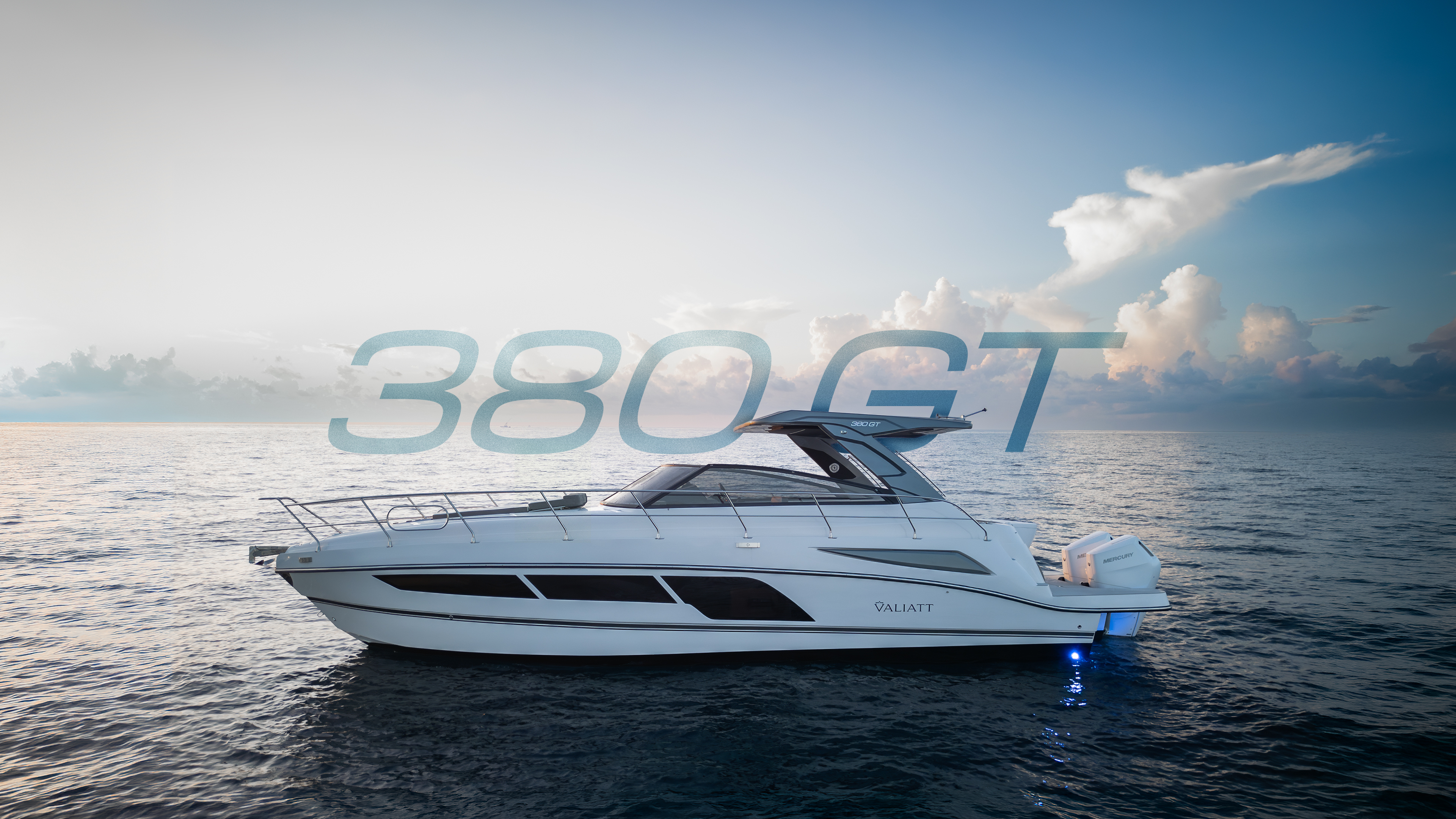 Valiatt 380GT performance yacht cruising at sea