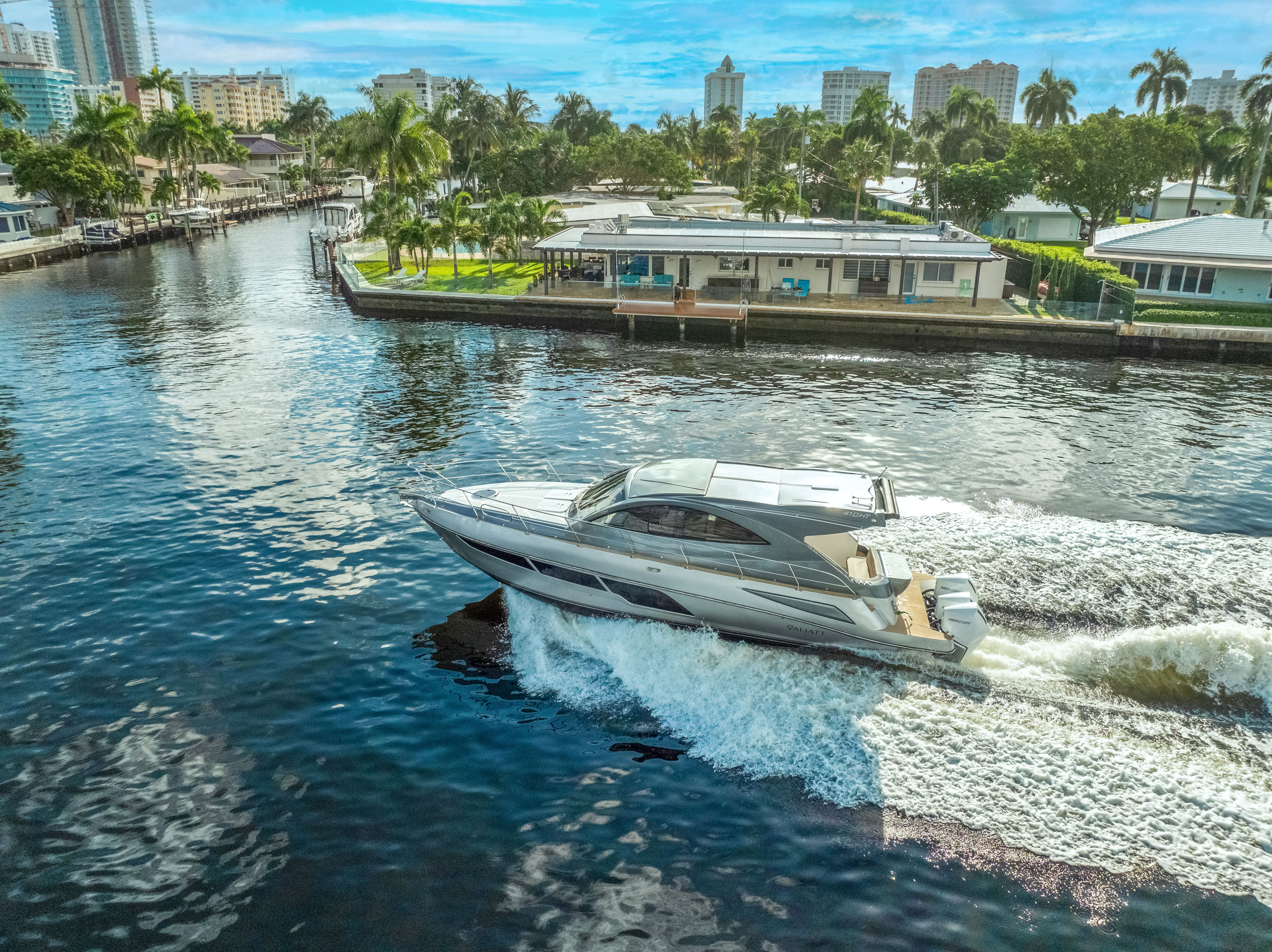 Valiatt 410HT luxury hardtop yacht on open water