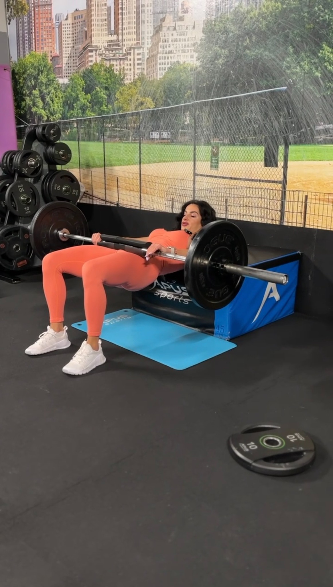 Hip thrust