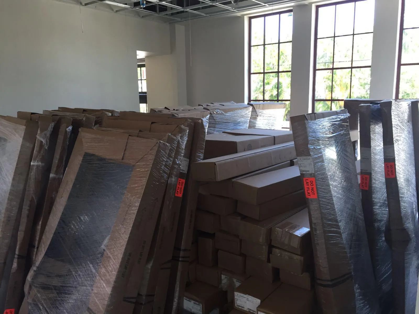Impact windows Miami glass panels preparation