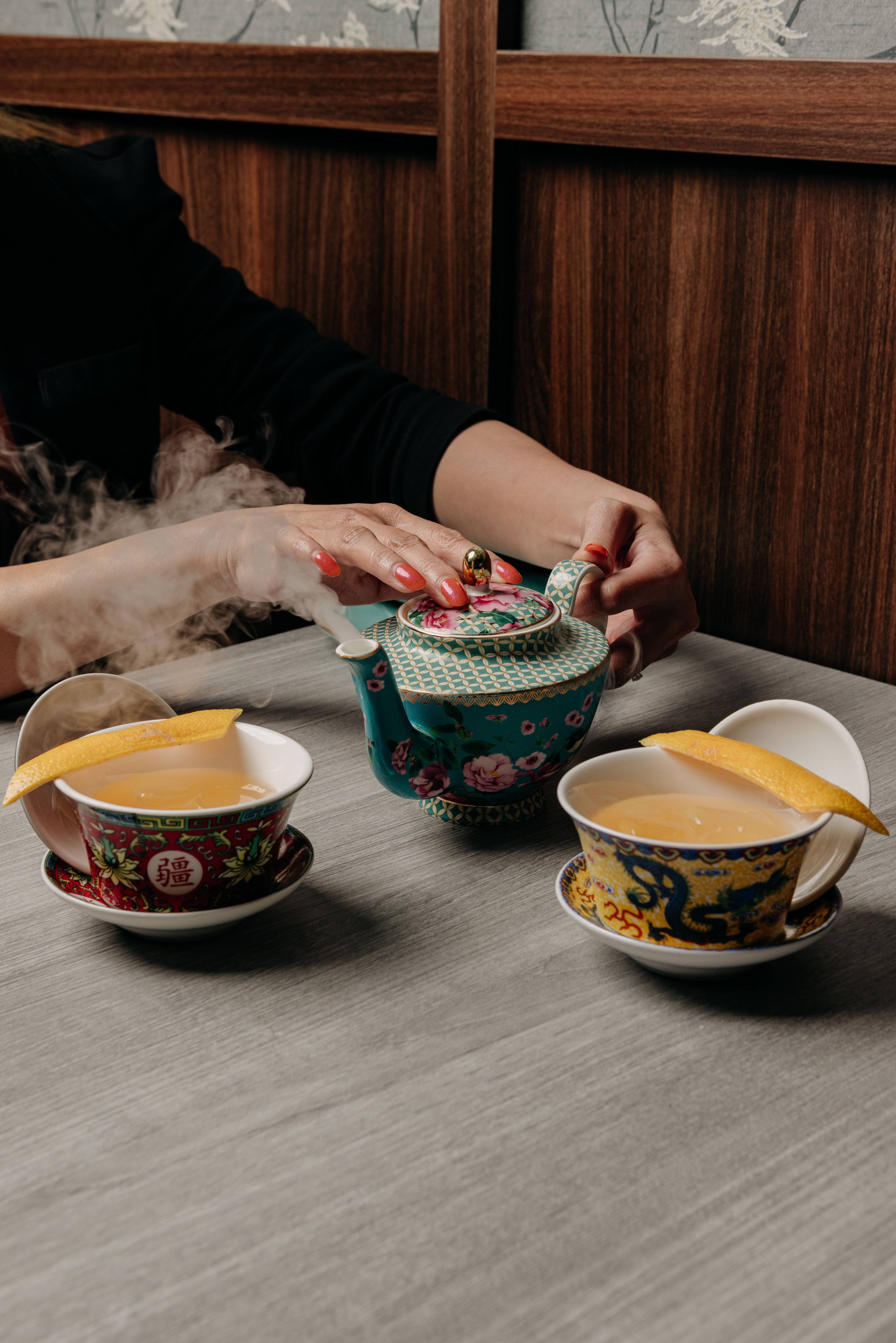 [background image] image of office workspace with desks (for a film production company)