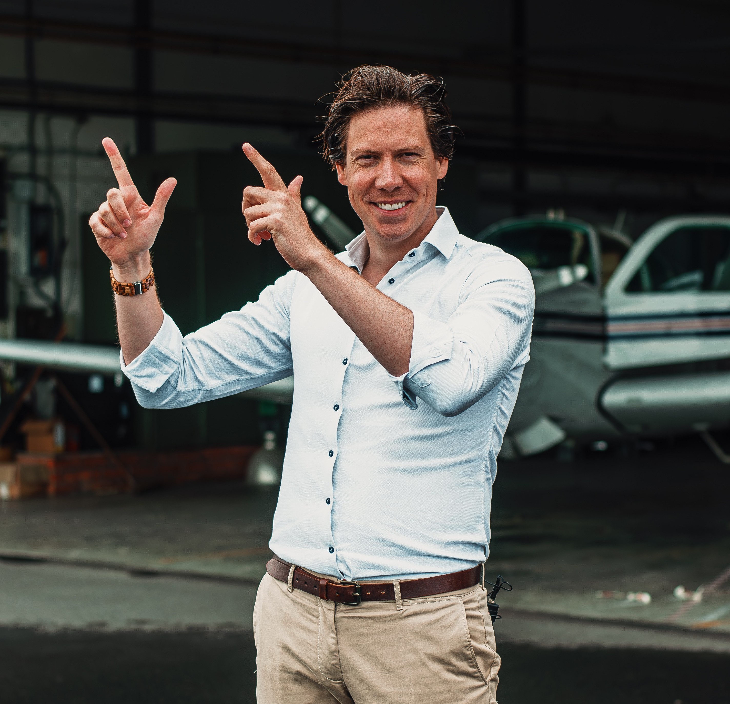 Gilles Bonvin wijst richting implementatie — strategische verankering met focus op team, structuur en KPI’s.