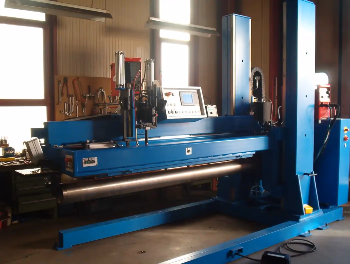 Längsnaht­schweiß­maschine