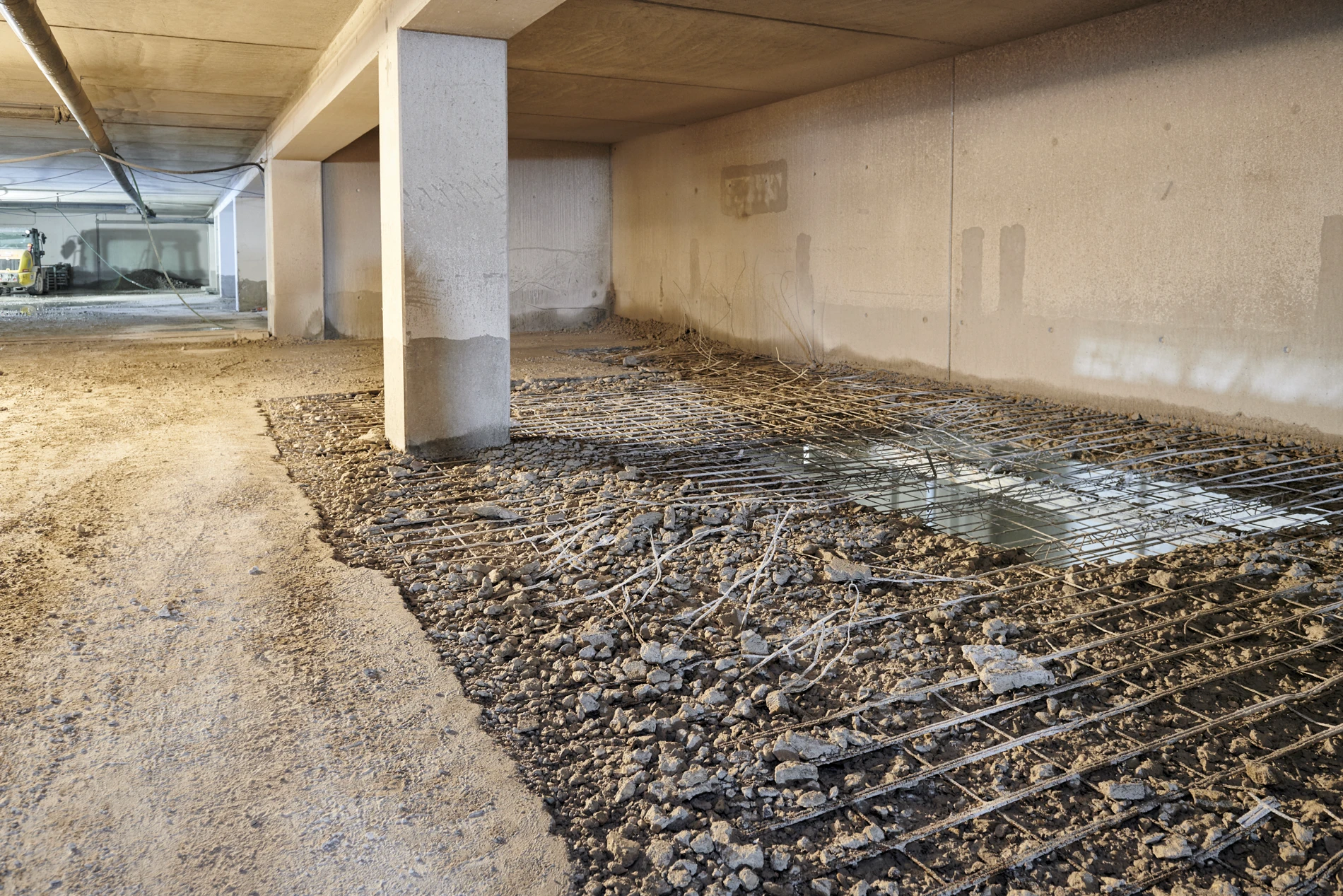 Sanierung einer Tiefgarage an der Kampstraße in Dortmund mit Tragwerksplanung und statischer Beurteilung der Stahlbetonkonstruktion durch Wehlmann Ingenieure im Auftrag des Spar- und Bauvereins eG Dortmund