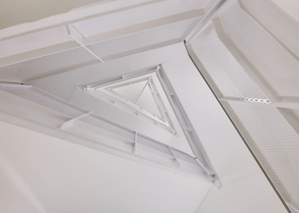 Neubau des Pfarrzentrums St. Cyriakus in Bottrop mit statischer Planung und Berechnung der Treppen- und Geländerkonstruktion durch Wehlmann Ingenieure