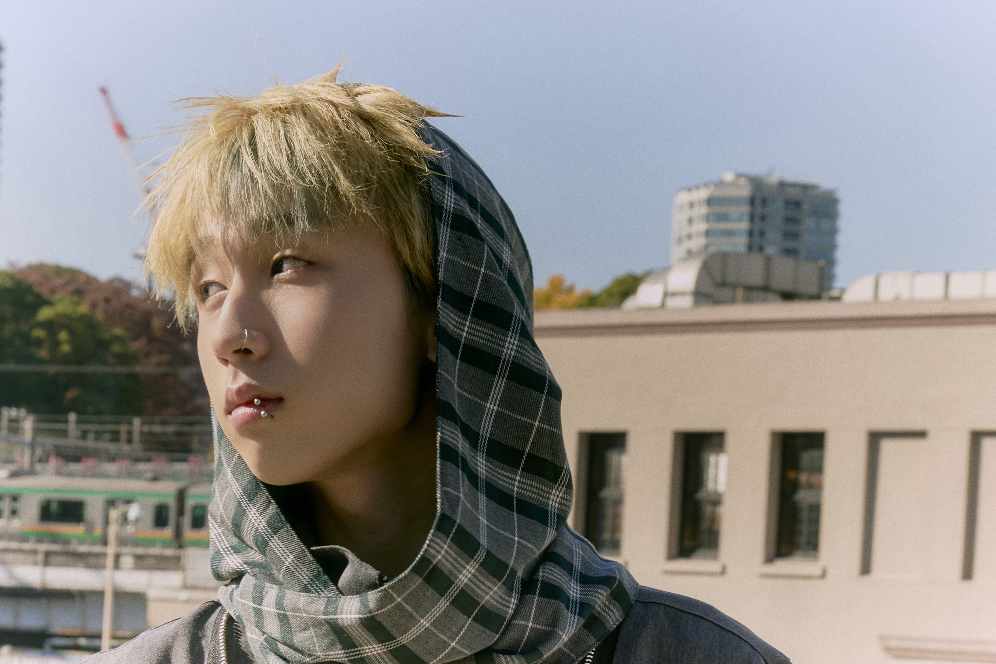 NEW WAVE, NEXT CORE: MON7A