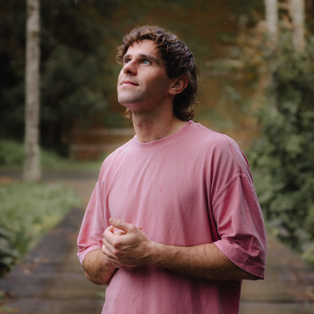 Outdoor portrait of Queensland musician Gaudion