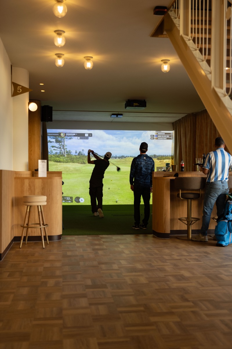 Groep gasten tijdens een corporate event bij Flight Golf