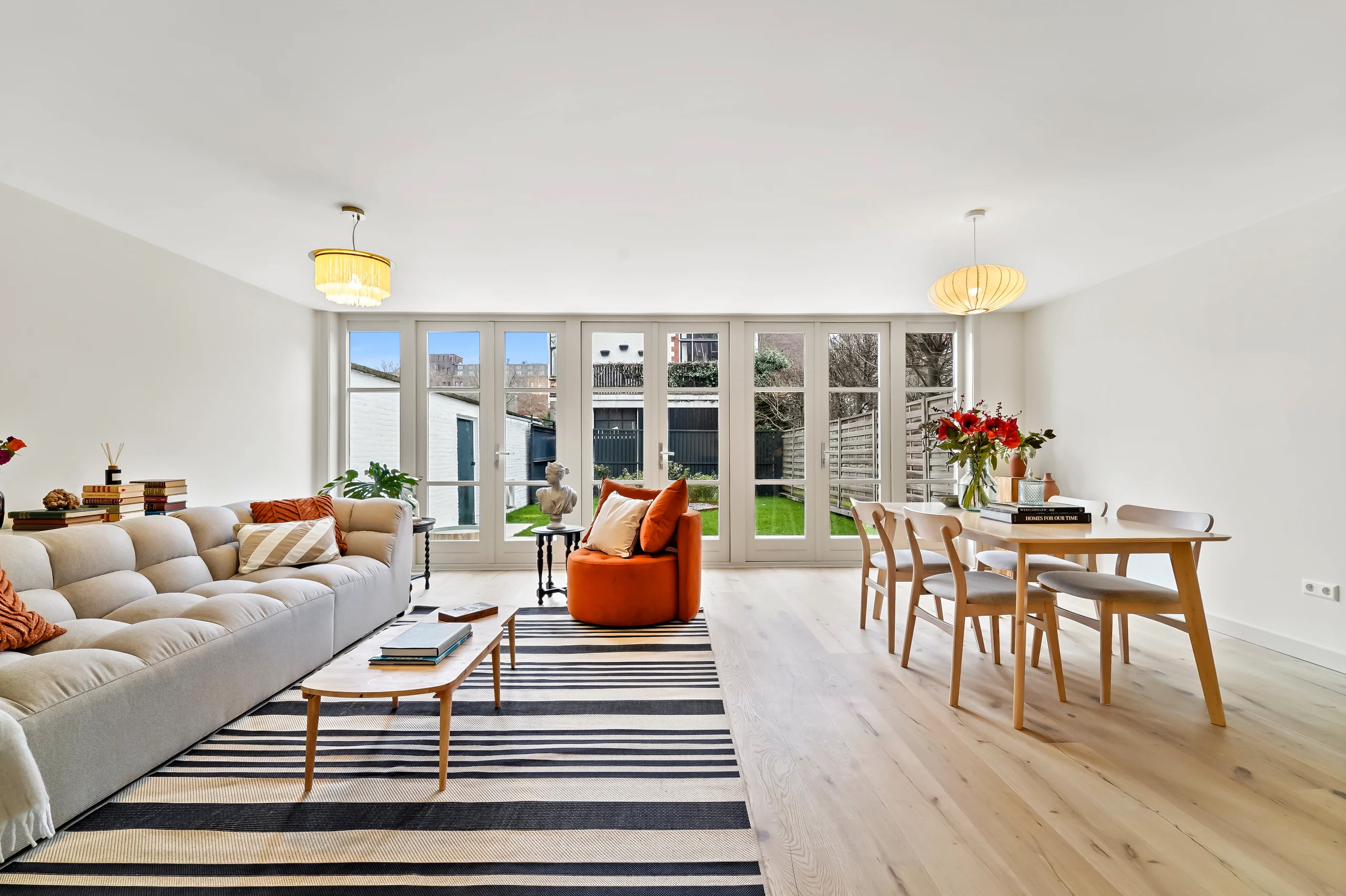 Prachtig interieur van een woonkamer door Cattenburg