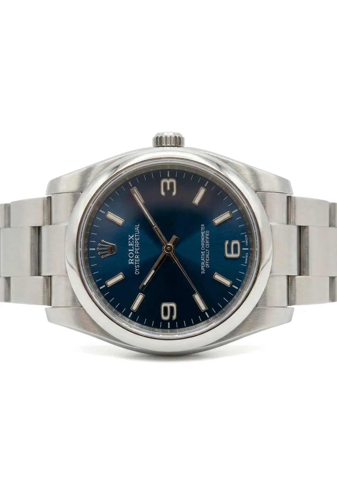 Rolex Oyster Perpetual 116000, vista frontal en acero con dial azul y brazalete, pieza de relojería en Buenos Aires