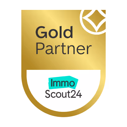 Gold Partner Grafiken von ImmobilienScout24 in elegantem Logo-Design
