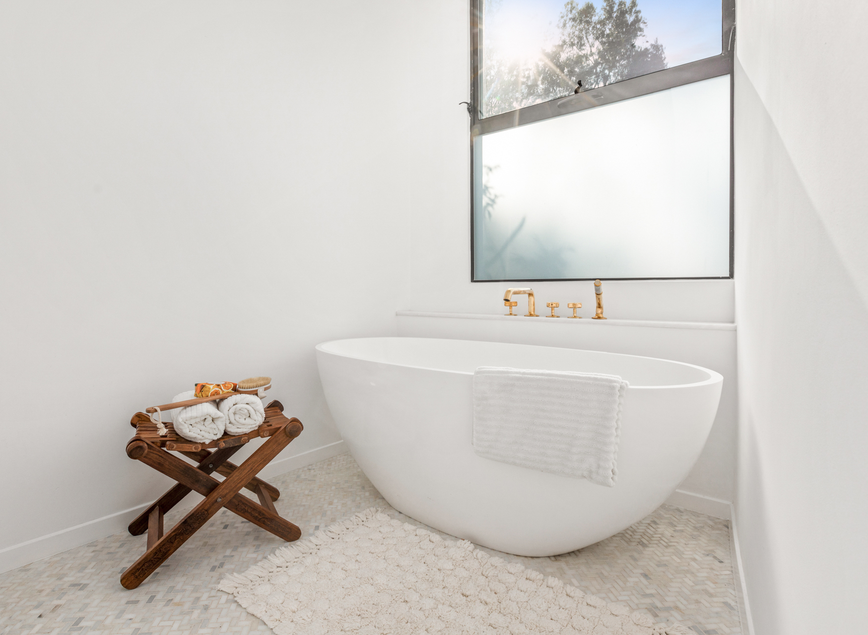 Small space bathroom