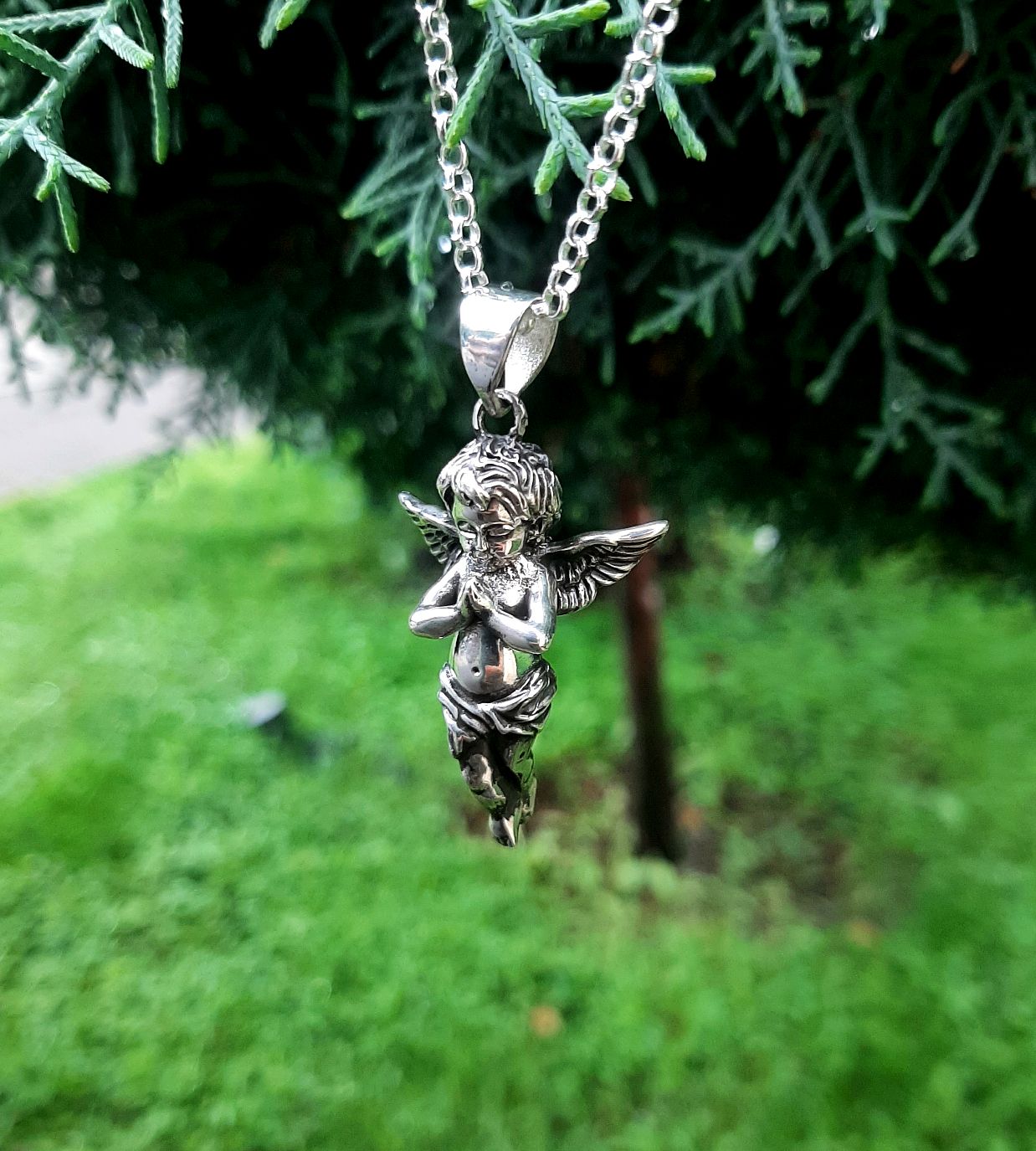 ვერცხლის სამკაული, ვერხლის ყელსაბამი კულონი ანგელოზის გამოსახულებით