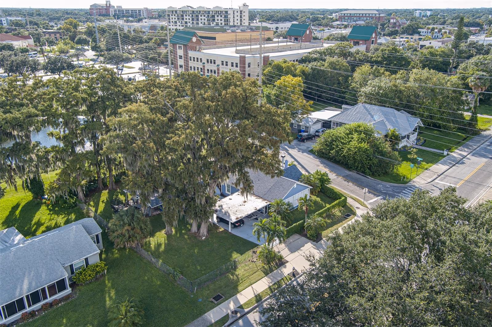Aerial view of a Central Florida neighborhood