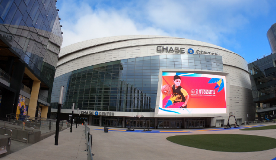 La importancia de la frecuencia y el alcance en medios exteriores