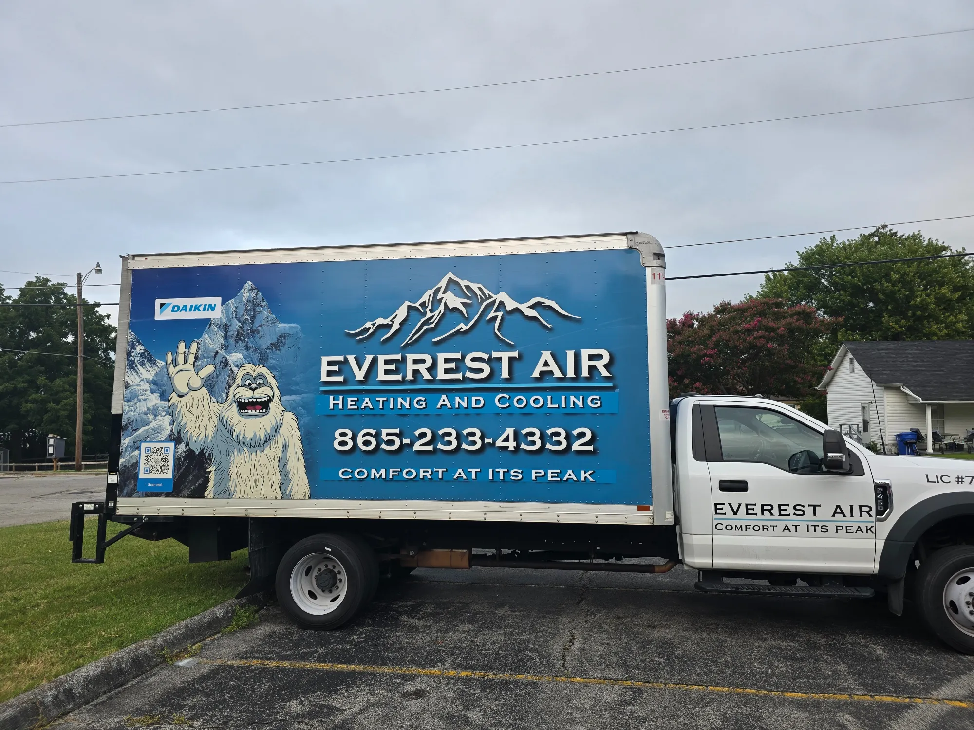 Everest Air service van