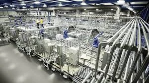 Consumer packaged goods manufacturing with product assembly and packaging lines using pallets#1.5